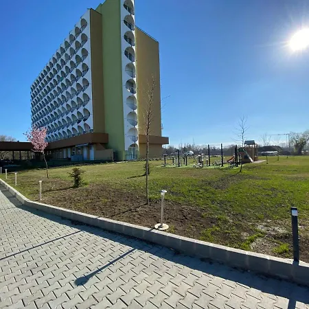 Zold Ido 1 Апартаменты